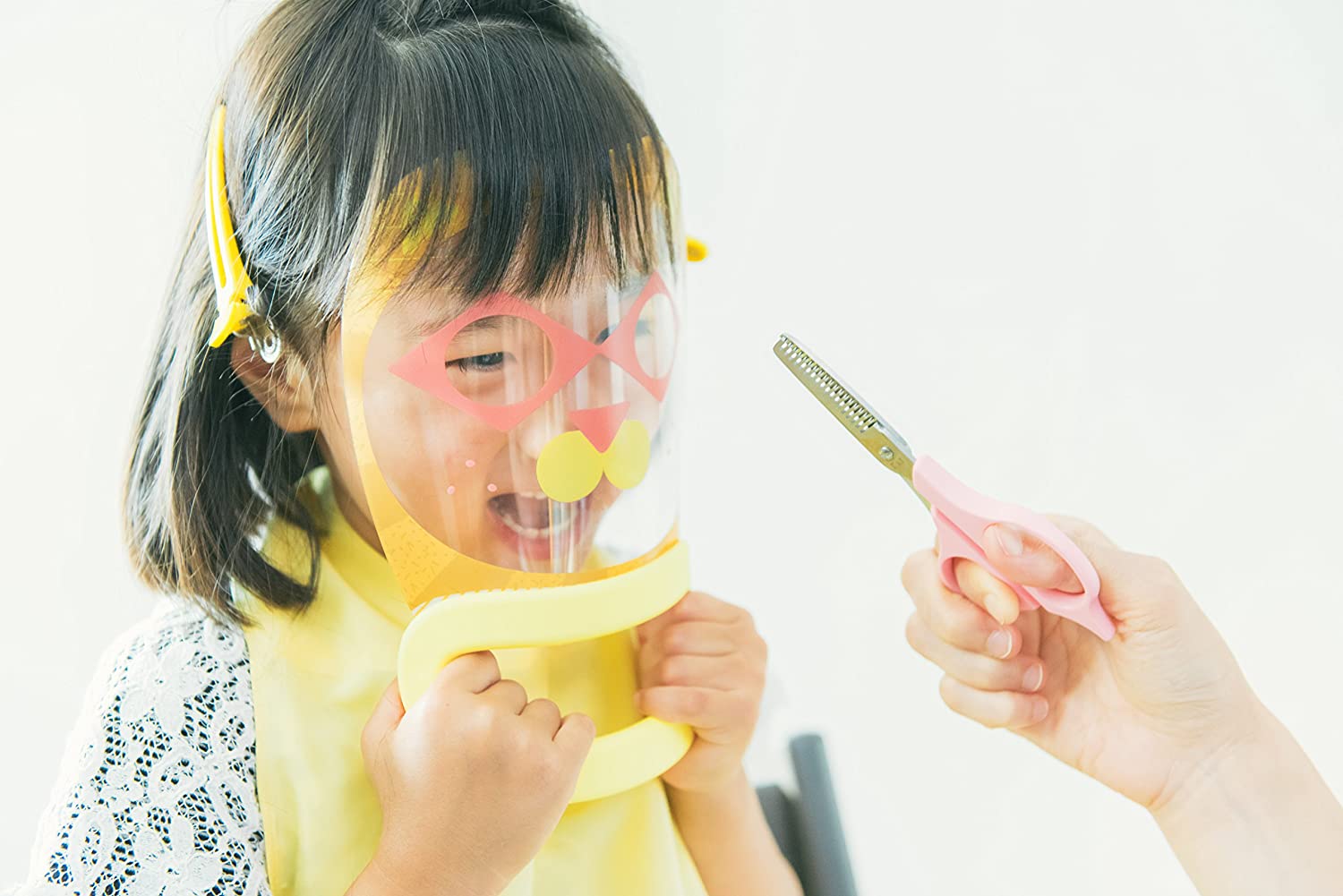 おうち美容室 お子さんの前髪カットに便利なグッズ ベビーランドの子育て情報サイト